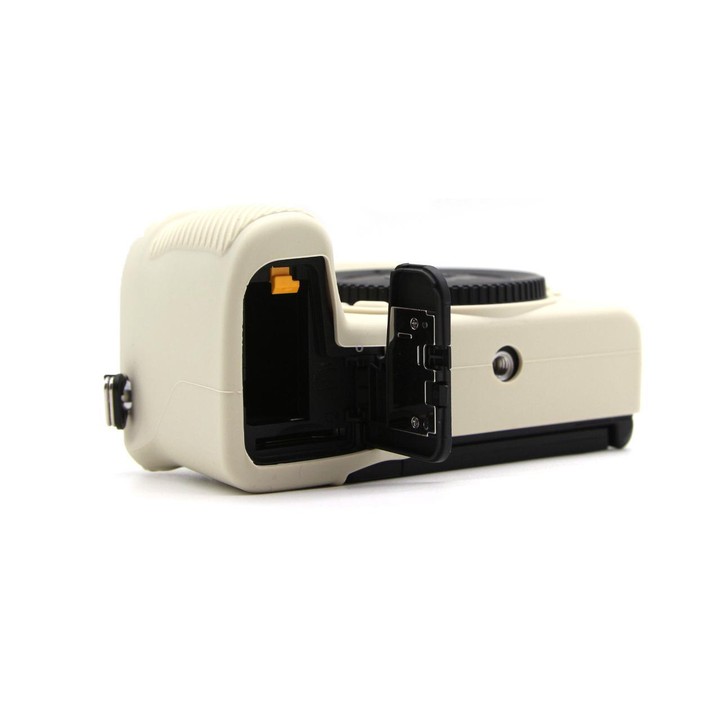 For Nikon Z50II Smooth Surface Camera Protective Silicone Case(Beige)