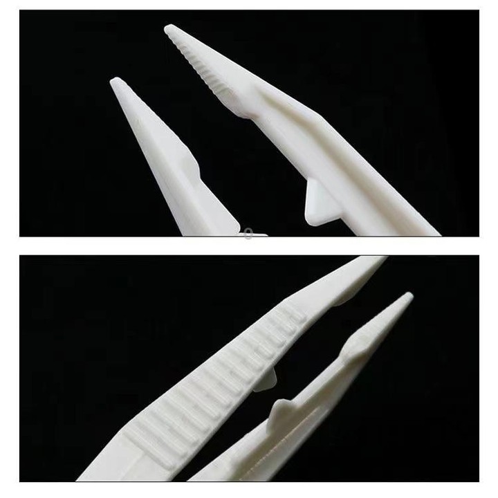 20pcs Plastic Tweezers Children DIY Accessories Tools(Random Color Delivery)