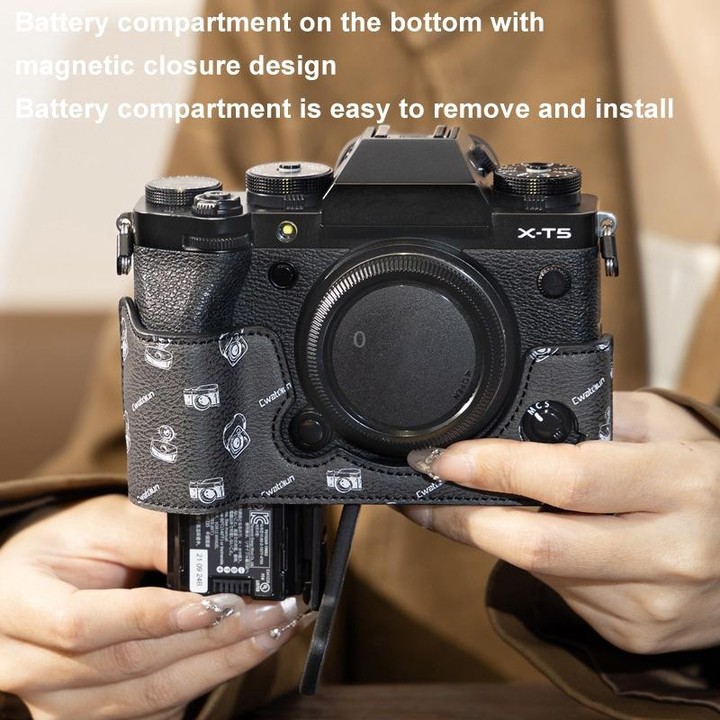 For FUJIFILM X-T5 Cwatcun D161 Vintage Camera Stand Camera Protective Leather Case(Black)