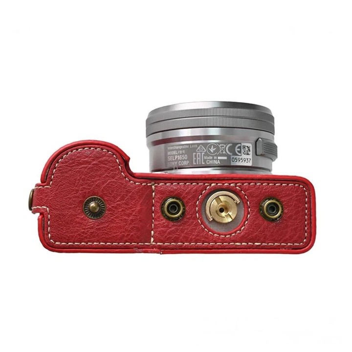 For Sony ZV-E10 Vintage PU Leather Camera Case Bag Retro Lychee Pattern Protective Cover with Shoulder Strap(Wine Red)