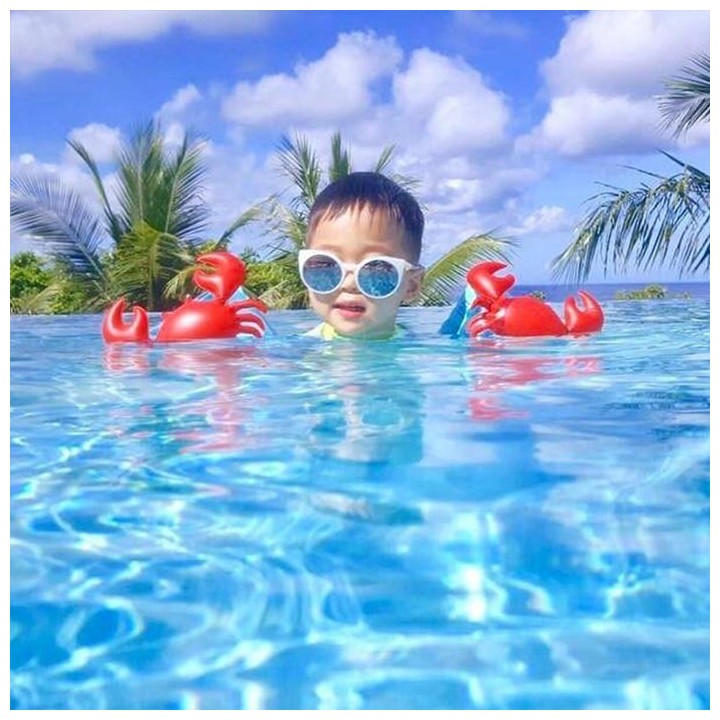Children Inflatable Red Crabs Shape Arm Bands Floatation Sleeves Water Wings Swimming Floats, Size: 16x20x15cm