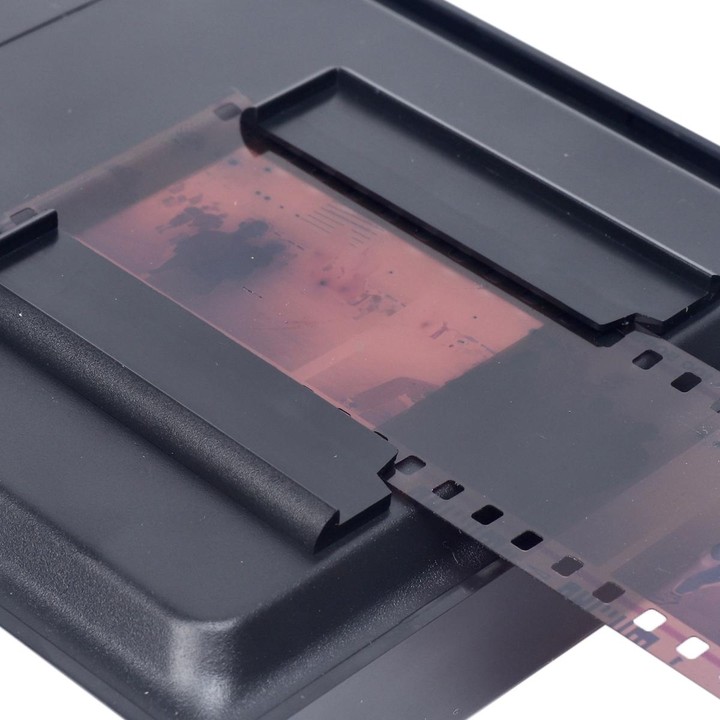 Tonivent TON169 Mobile Film Scanner for Color and B&W 35mm Negatives and 35mm Slides